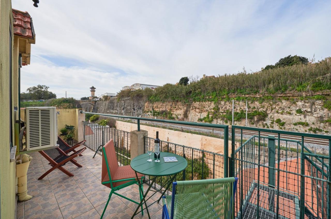 Bright Apt W Balcony, Ac, Parking, By Timecooler Lisbon Luaran gambar