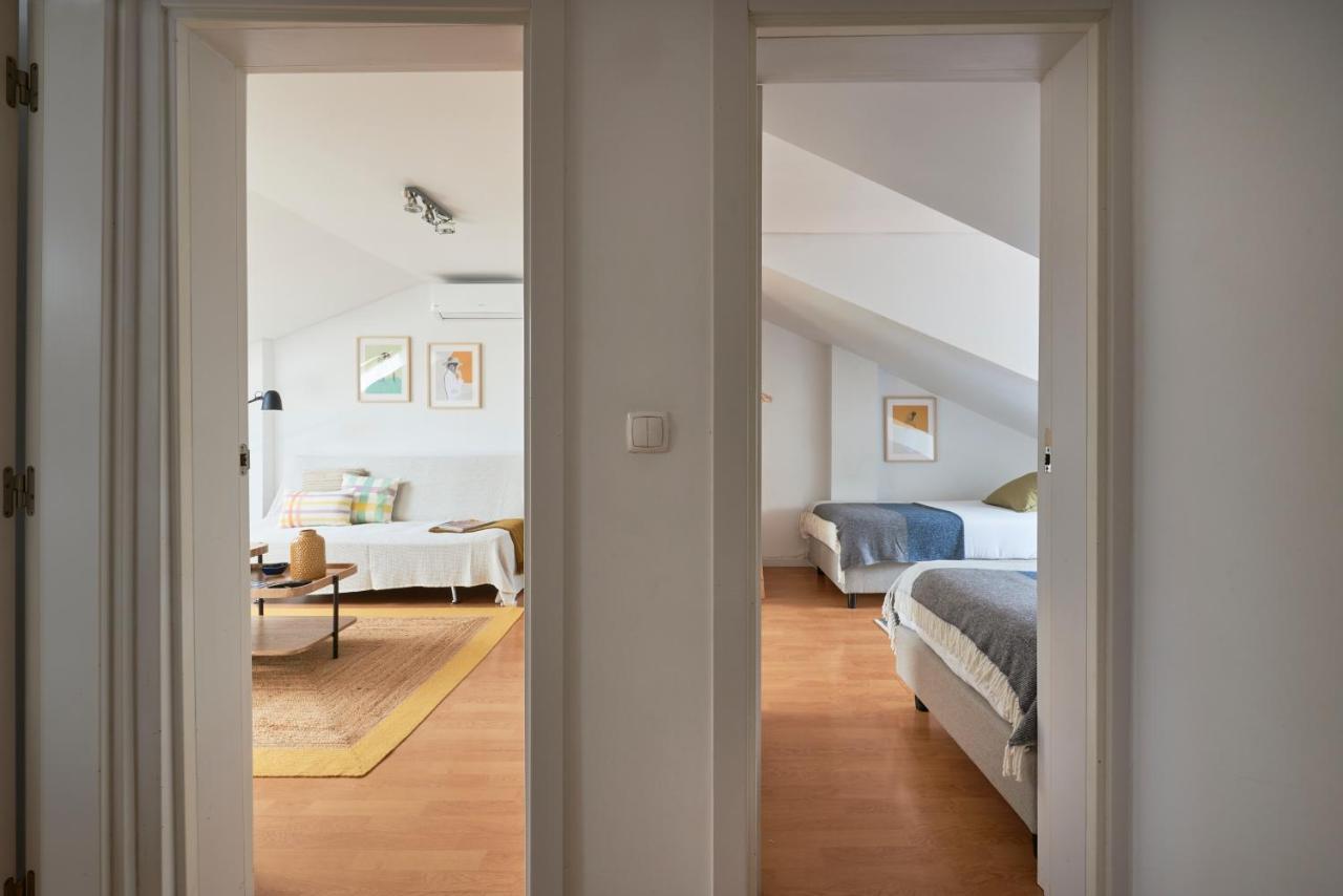 Bright Apt W Balcony, Ac, Parking, By Timecooler Lisbon Luaran gambar