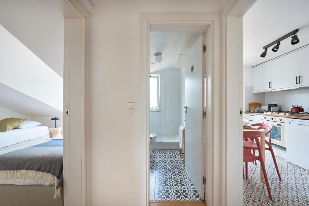 Bright Apt W Balcony, Ac, Parking, By Timecooler Lisbon Luaran gambar