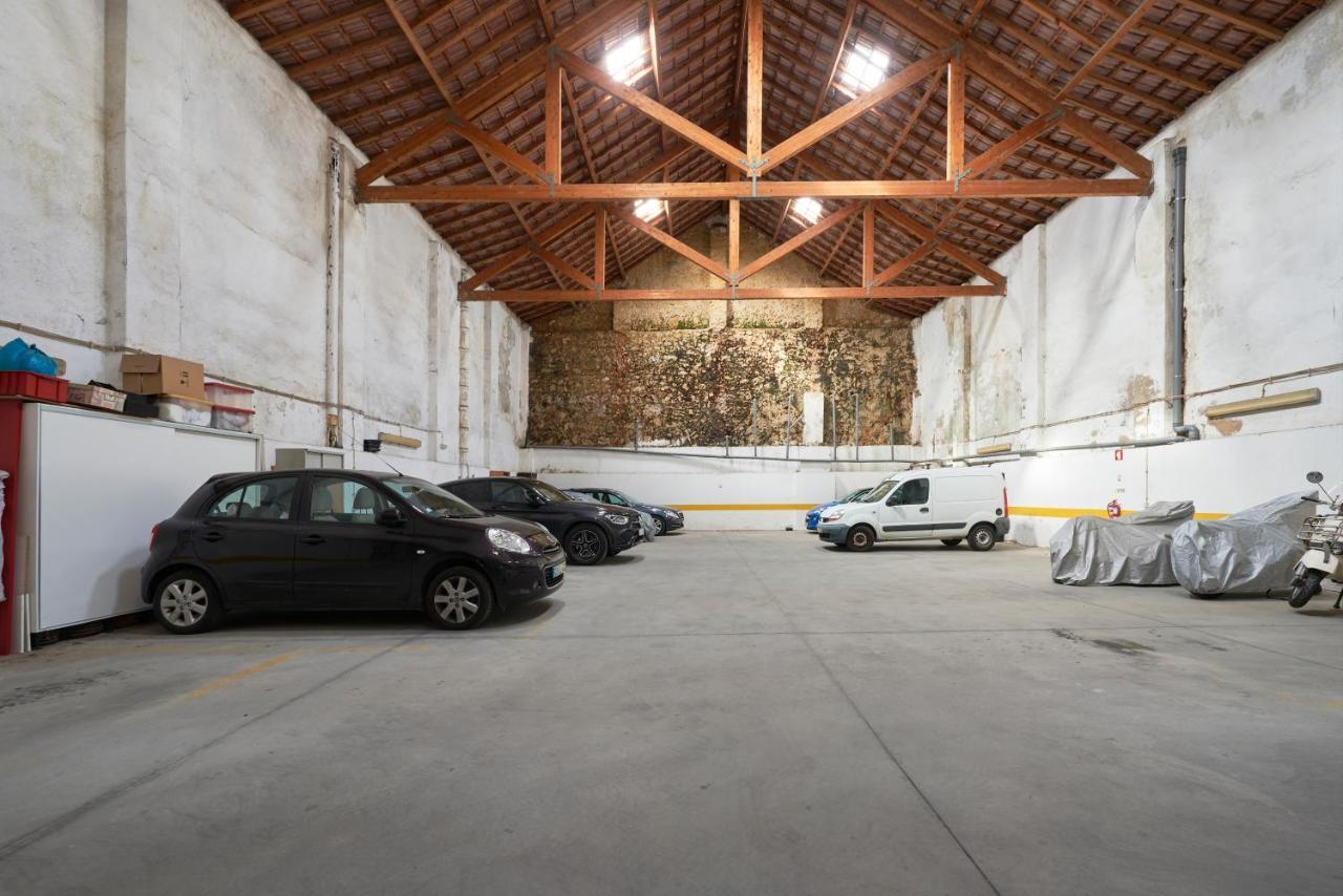Bright Apt W Balcony, Ac, Parking, By Timecooler Lisbon Luaran gambar