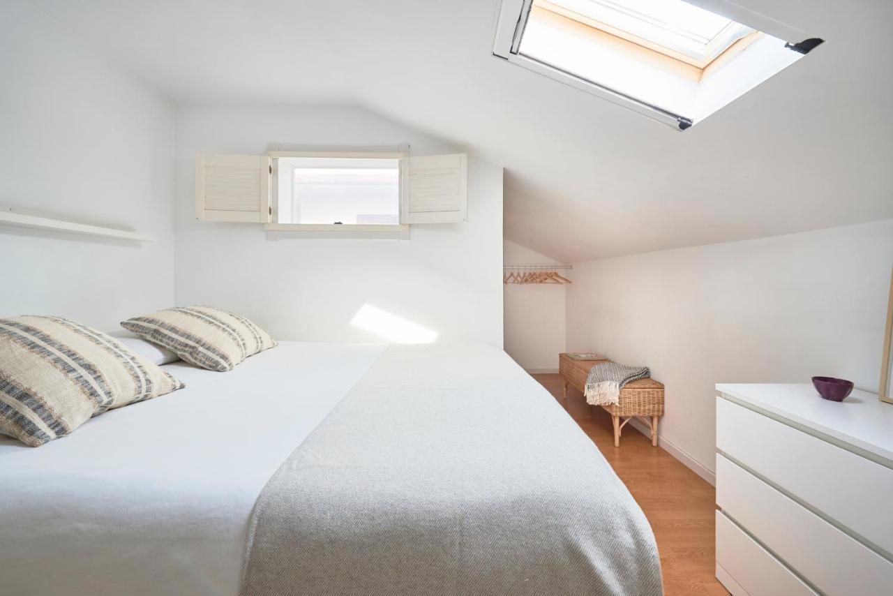 Bright Apt W Balcony, Ac, Parking, By Timecooler Lisbon Luaran gambar